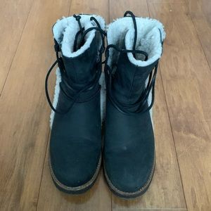 UGG | Luisa shearling lined winter boots
